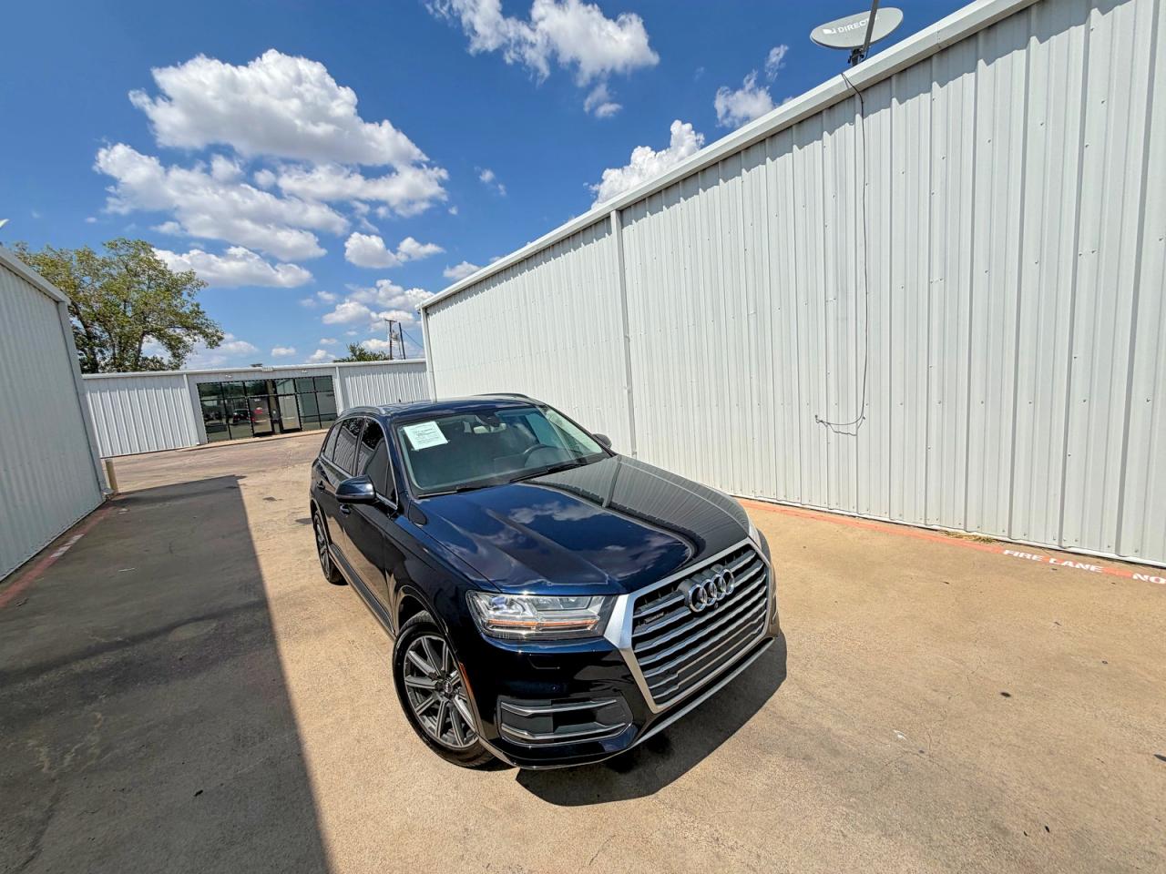 2017 AUDI Q7 quattro Premium Plus