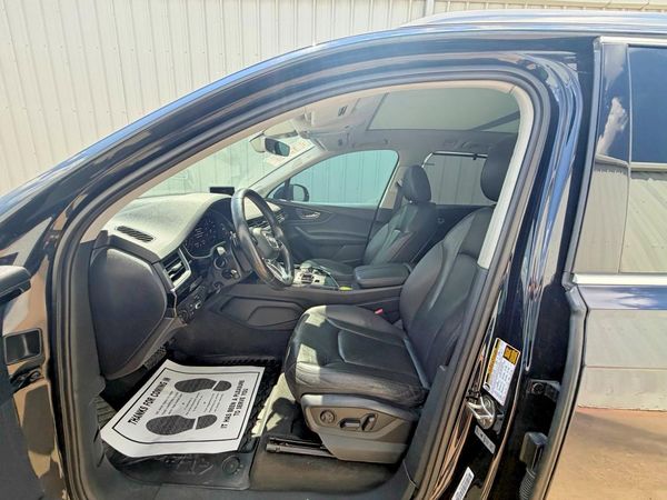 2017 AUDI Q7 quattro Premium Plus