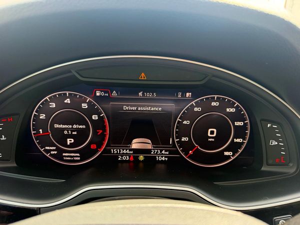 2017 AUDI Q7 quattro Premium Plus