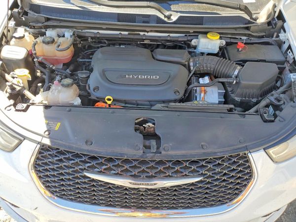 2022 CHRYSLER PACIFICA