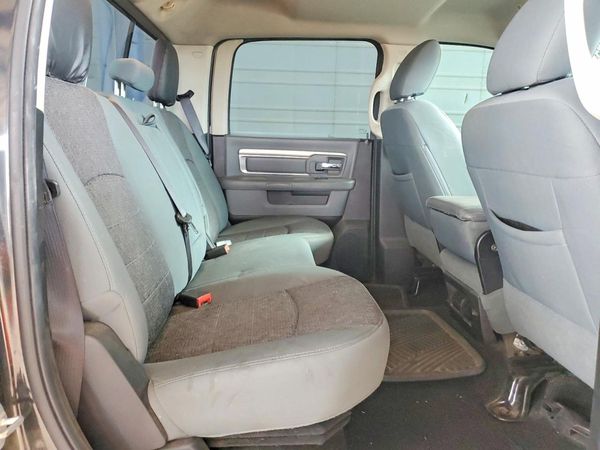 2018 RAM 1500 SLT