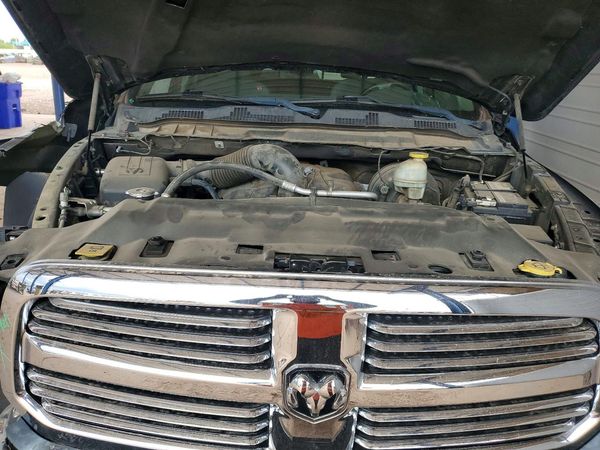 2018 RAM 1500 SLT