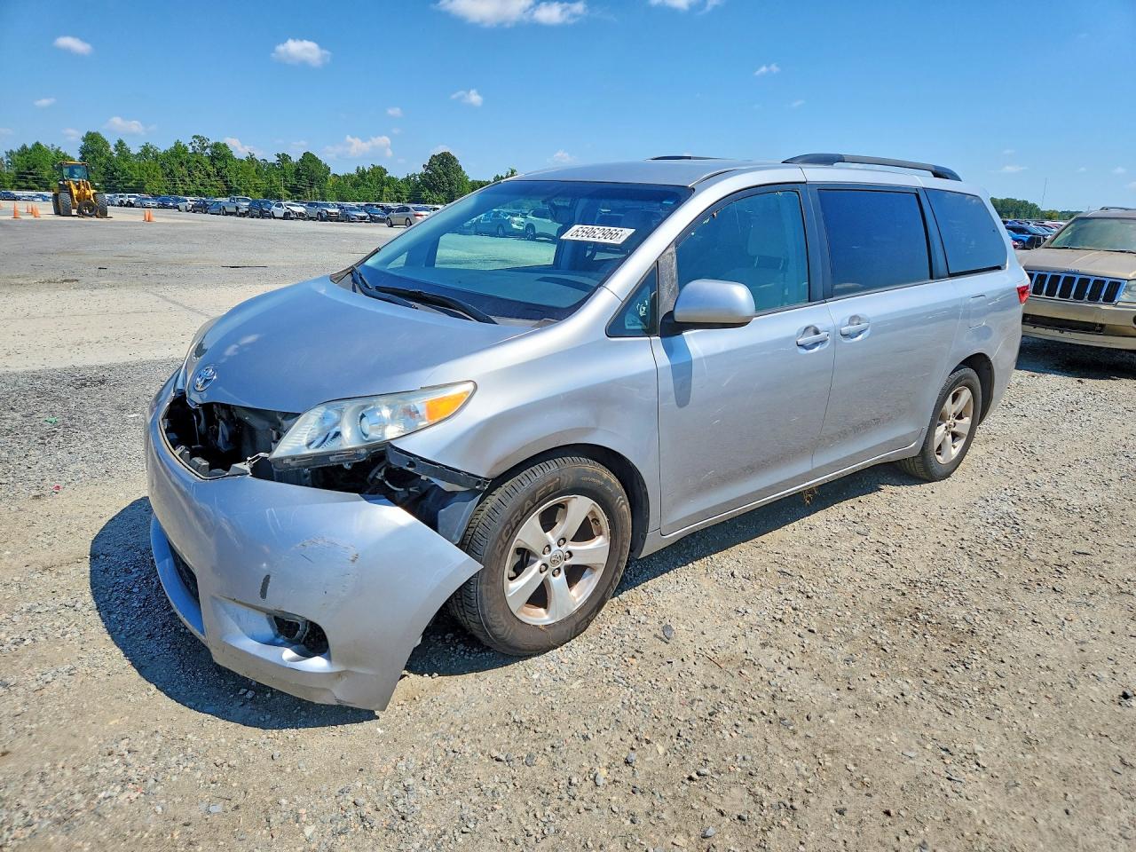 2017 TOYOTA SIENNA LE Mobility/LE