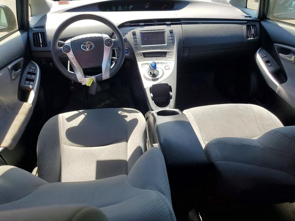 2012 TOYOTA PRIUS