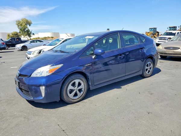 2012 TOYOTA PRIUS