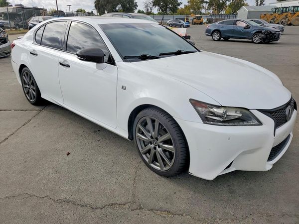 2015 LEXUS GS — Passenger 3/4