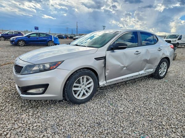 2013 KIA OPTIMA — Front 3/4