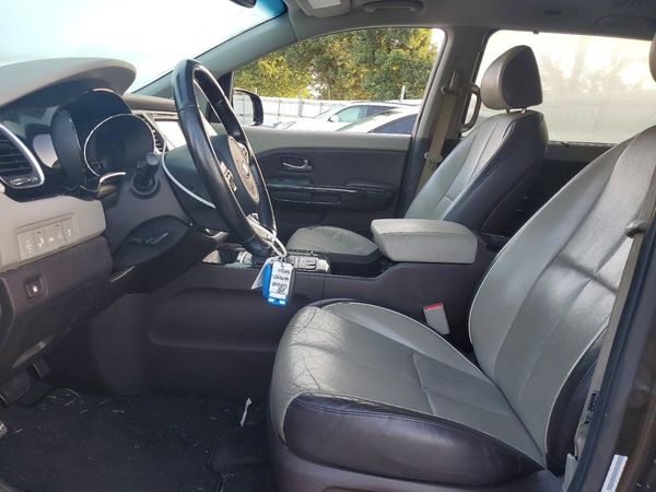 2015 KIA SEDONA TOP - High Level