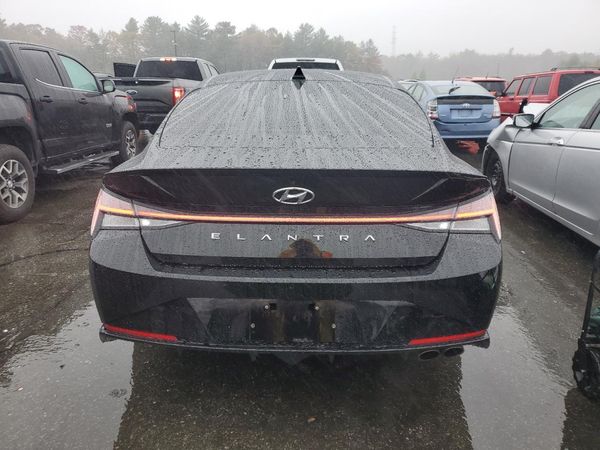 2022 HYUNDAI ELANTRA