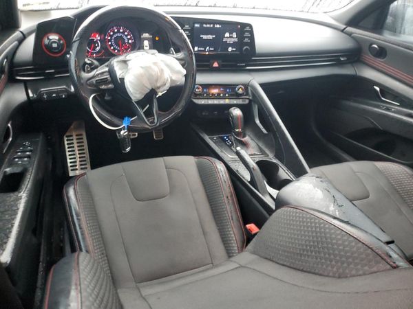 2022 HYUNDAI ELANTRA