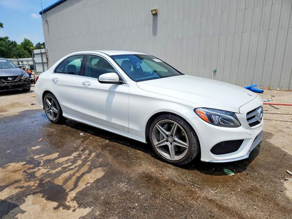 2015 MERCEDES-BENZ C
