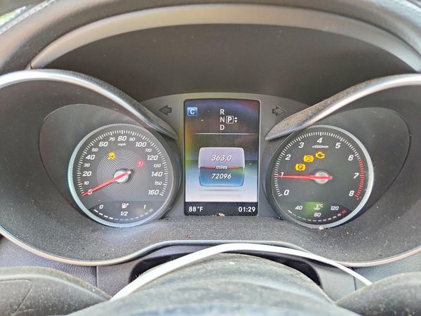 2015 MERCEDES-BENZ C