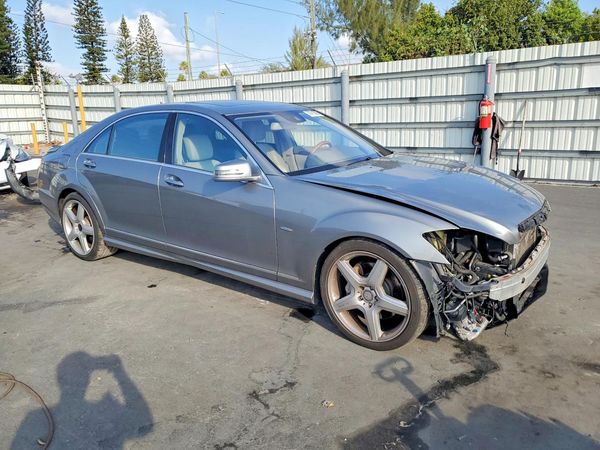 2012 MERCEDES-BENZ S