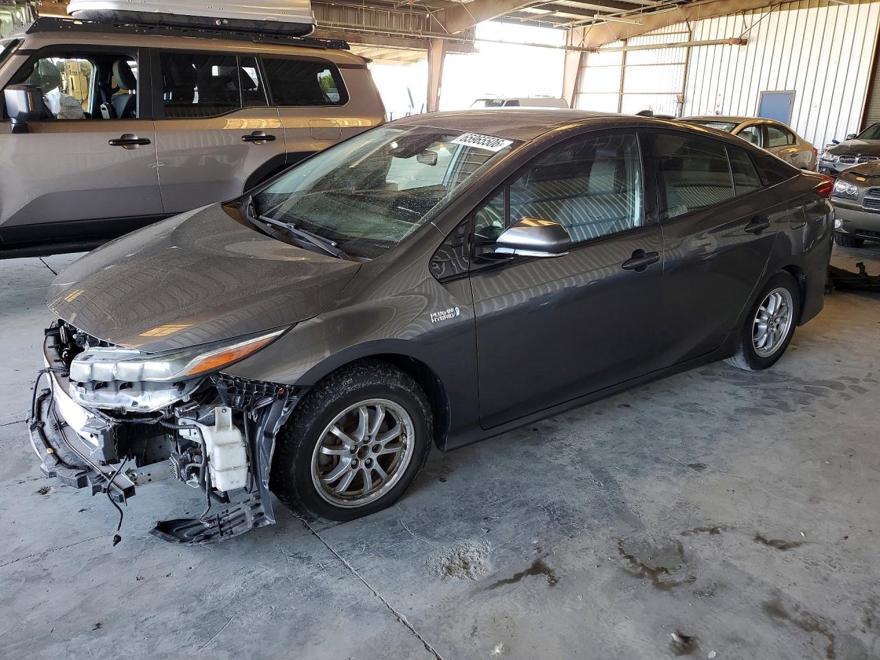 2020 TOYOTA PRIUS — Front 3/4