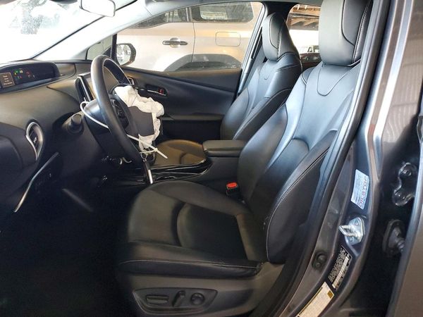 2020 TOYOTA PRIUS — DENT