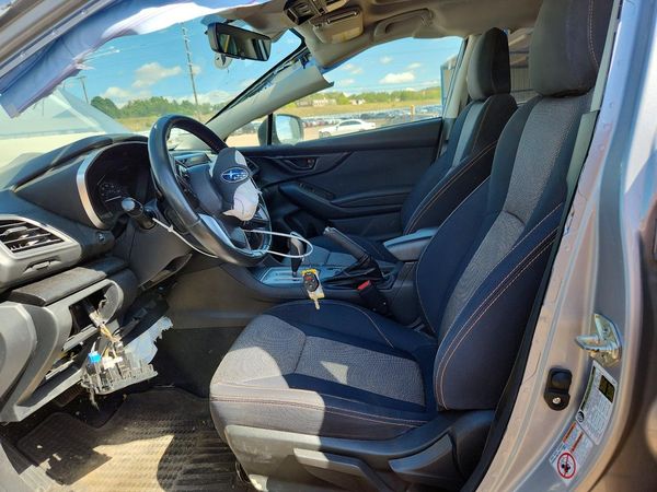 2019 SUBARU CROSSTREK — DENT