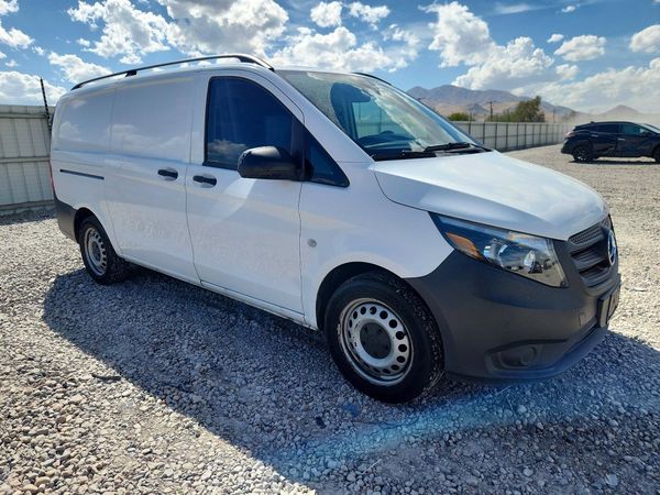 2018 MERCEDES-BENZ METRIS