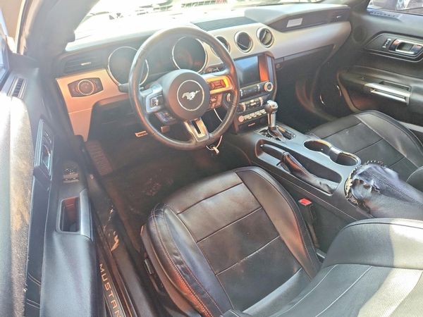 2017 FORD MUSTANG I4 Coupe — CKPT