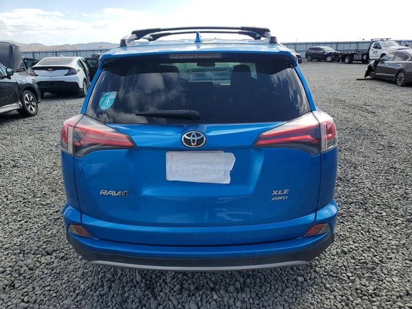 2018 TOYOTA RAV4 Adventure/XLE — DIRR