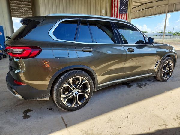 2022 BMW X5 sDrive40i