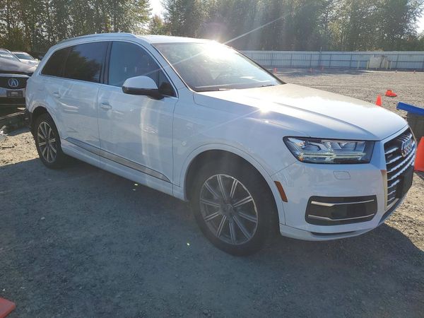 2017 AUDI Q7 — Passenger 3/4