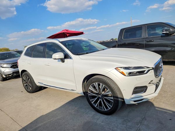 2018 VOLVO XC60 Inscription — Passenger 3/4