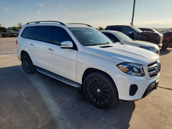 2017 MERCEDES-BENZ GLS GLS450-4M — Passenger 3/4