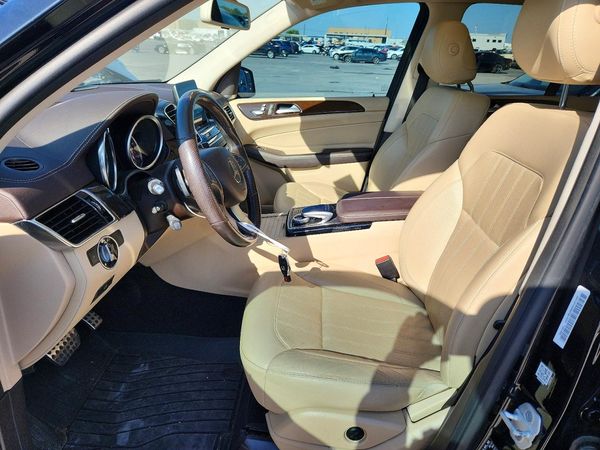 2017 MERCEDES-BENZ GLE AMG GLE43 — DENT
