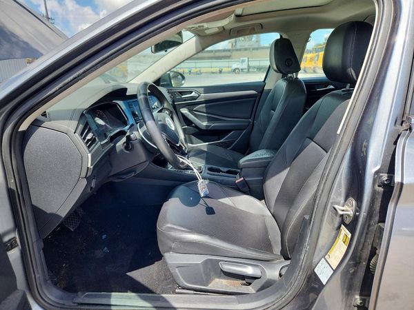 2020 VOLKSWAGEN JETTA S, SE, R-Line — DENT