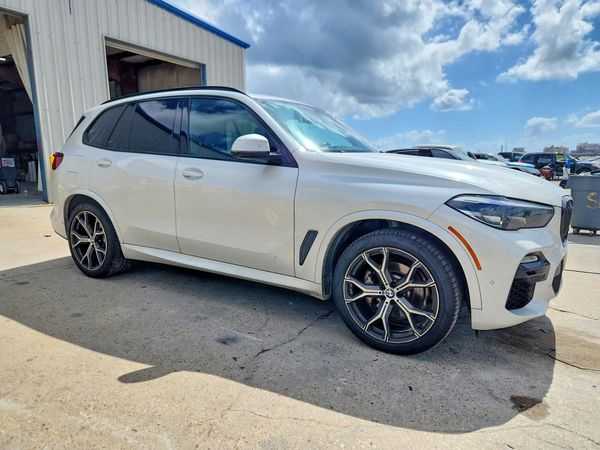 2021 BMW X5 — Passenger 3/4