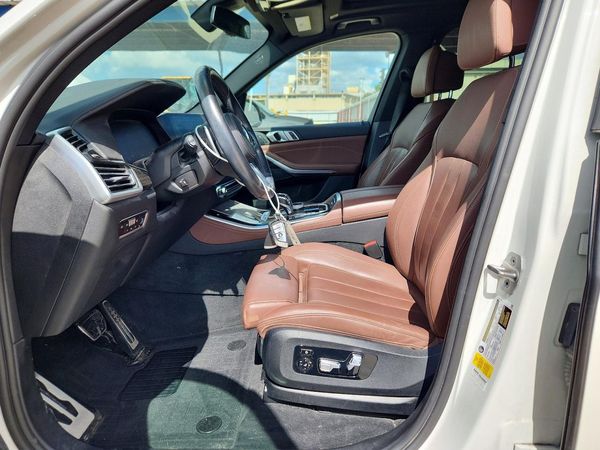2021 BMW X5 — DENT