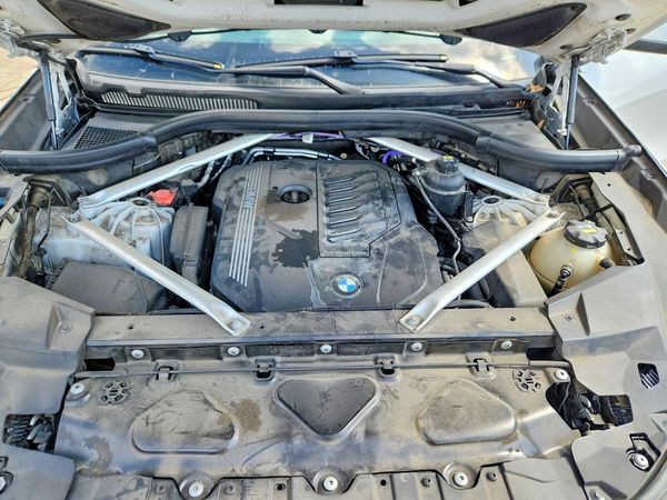 2021 BMW X5 — Engine bay