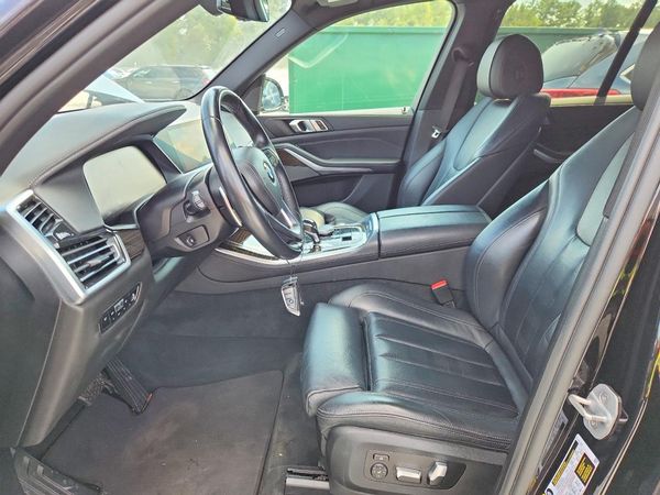 2021 BMW X5 sDrive40i — DENT