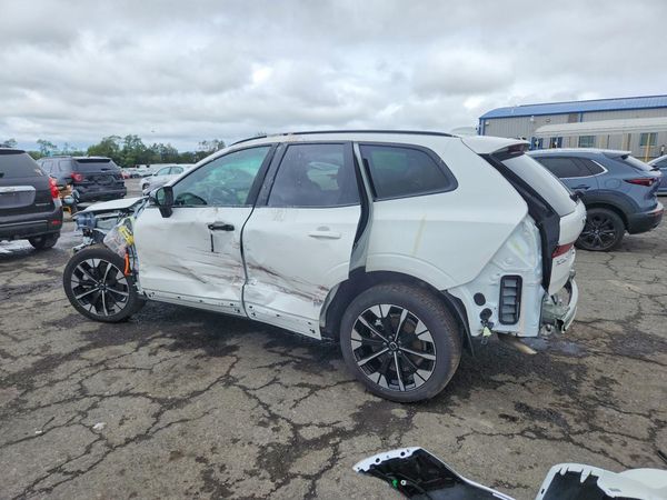2026 VOLVO XC60 Plus Dark — DSRA