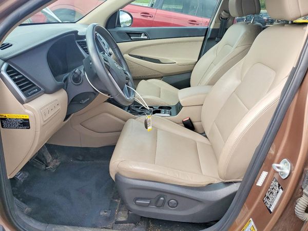 2016 HYUNDAI TUCSON — DENT