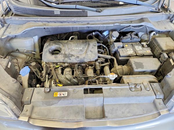 2019 KIA SOUL Base — Engine bay