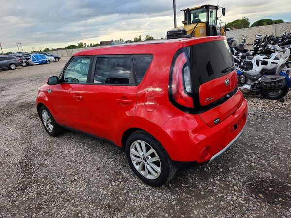 2017 KIA SOUL Plus
