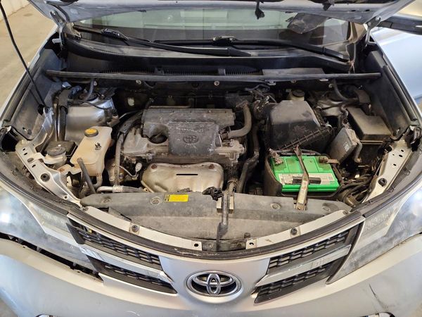2015 TOYOTA RAV4 LE (X Grade)
