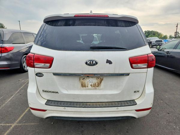 2015 KIA SEDONA GLS - Middle level