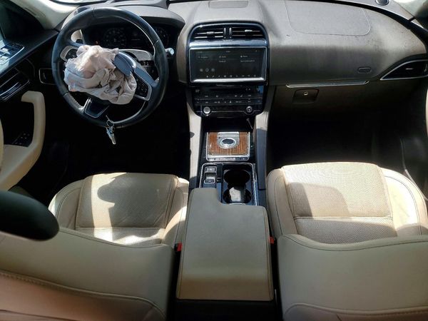 2020 JAGUAR F-PACE Prestige — CKPT