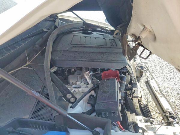 2020 JAGUAR F-PACE Prestige — Engine bay