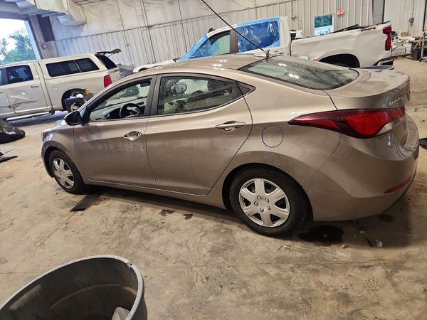 2016 HYUNDAI ELANTRA