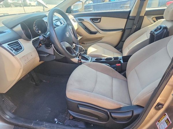 2016 HYUNDAI ELANTRA
