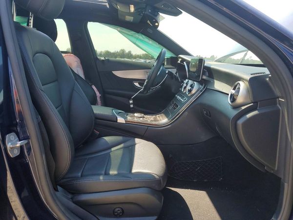 2019 MERCEDES-BENZ C
