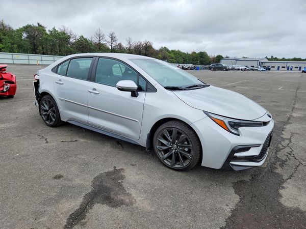 2024 TOYOTA COROLLA