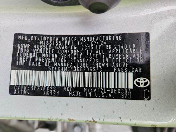 2024 TOYOTA COROLLA