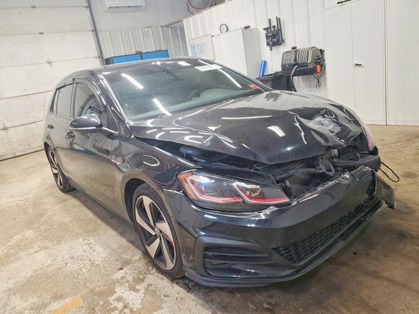 2018 VOLKSWAGEN GTI S, SE, Autobahn