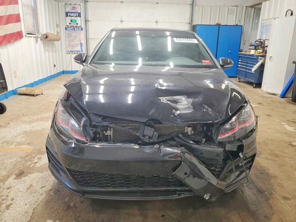 2018 VOLKSWAGEN GTI S, SE, Autobahn