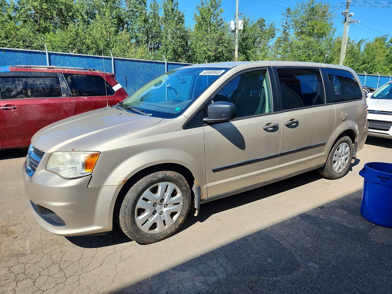 2013 DODGE GRAND CARAVAN SE