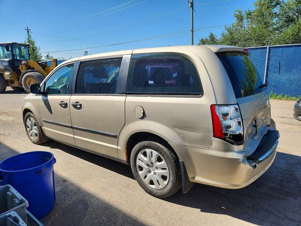 2013 DODGE GRAND CARAVAN SE